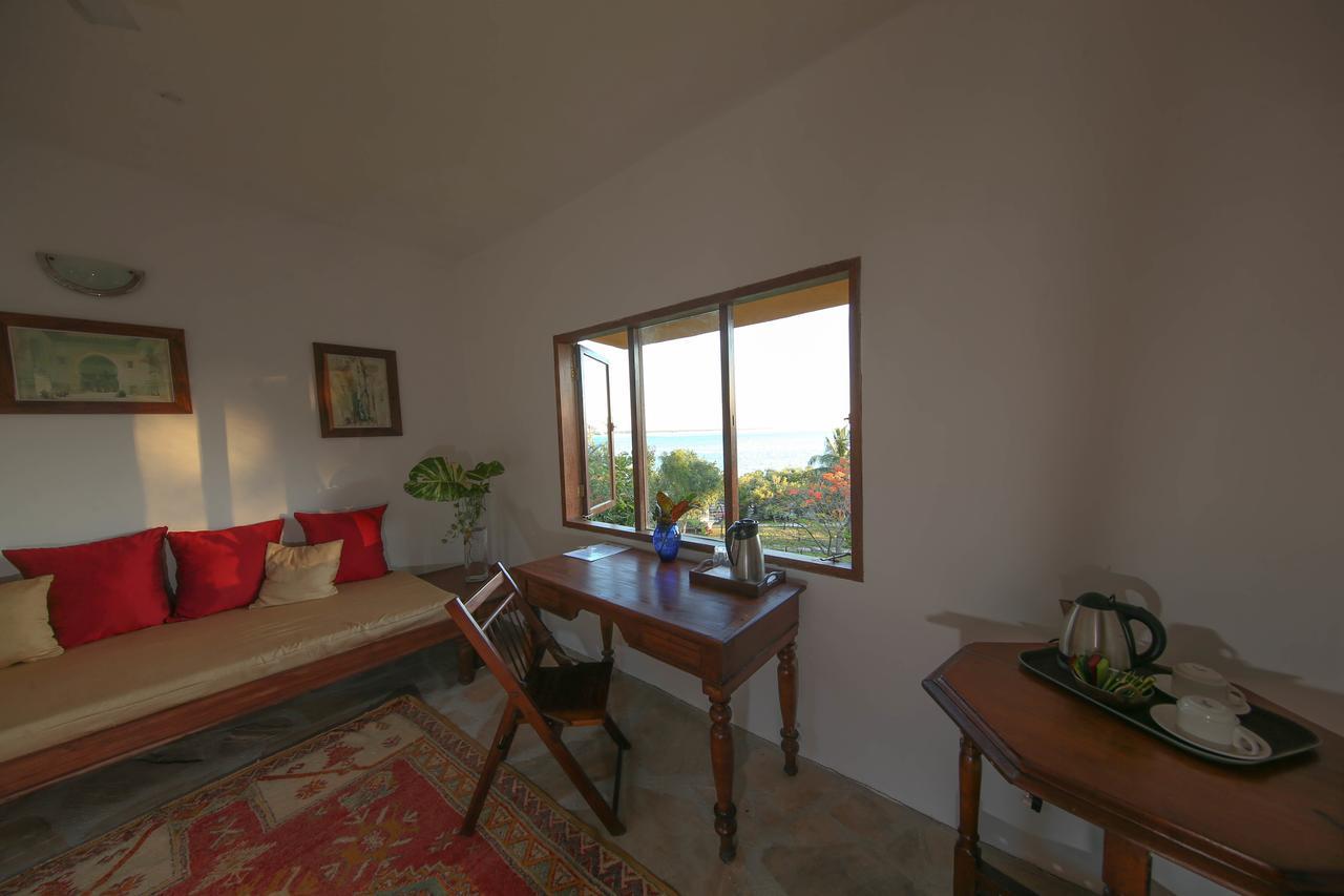 Kinasi Lodge Utende ภายนอก รูปภาพ
