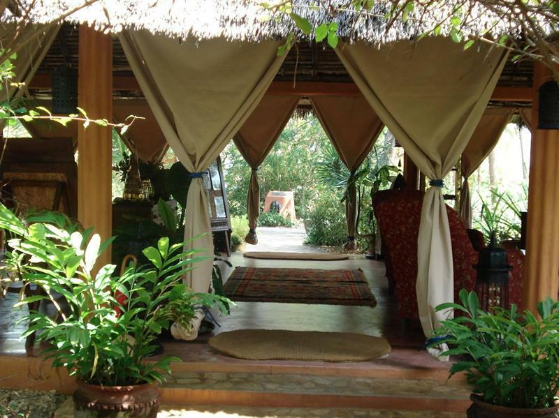Kinasi Lodge Utende ภายนอก รูปภาพ